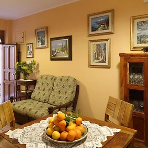 https://casa-antico-borgo-cuseni.taorminaitalyhotels.com
