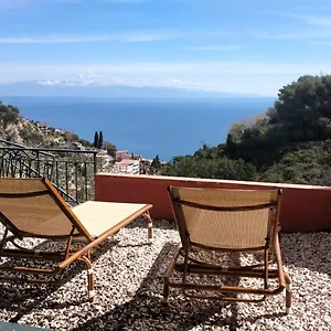 Vittorio - Splendid Panoramic Sea View Terrace Taormina