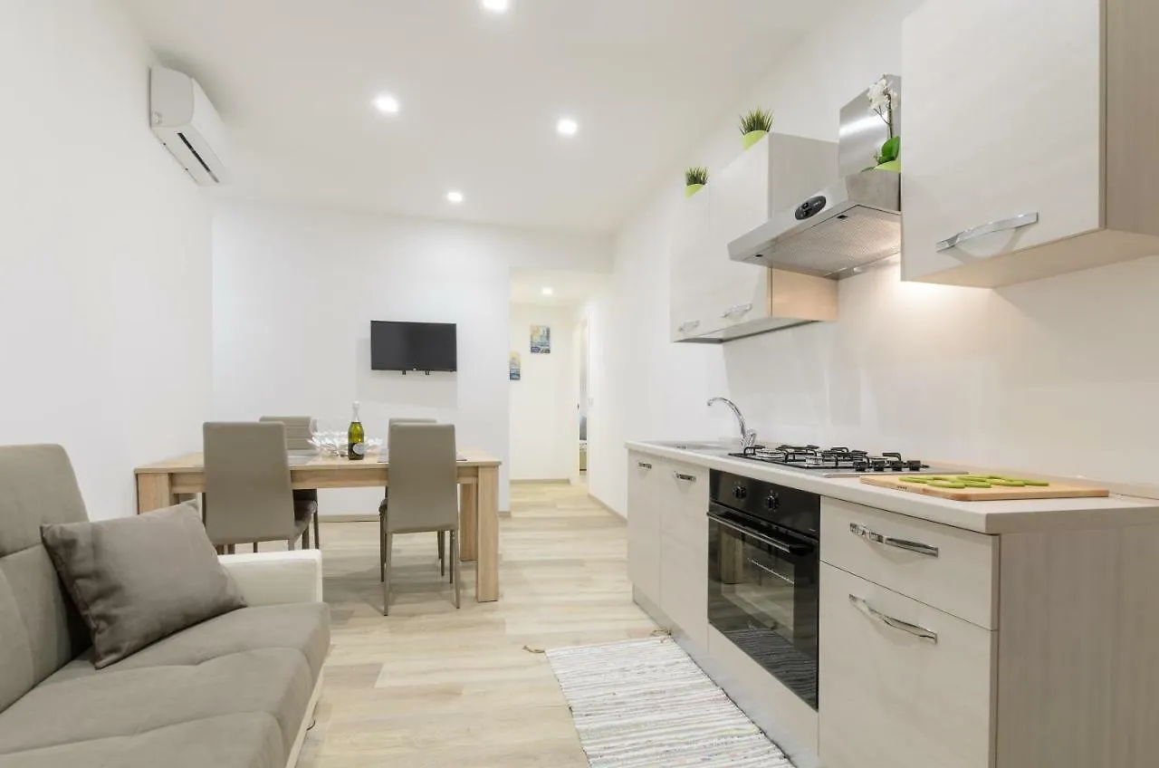 度假居 Dreaming Taormina Apartment